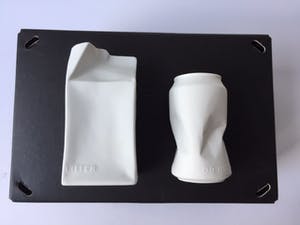 Rosenthal - Do not Litter Collection Melkpakvaasje en Colablikje wit, biscuit porselein kopen? Bied vanaf 45!