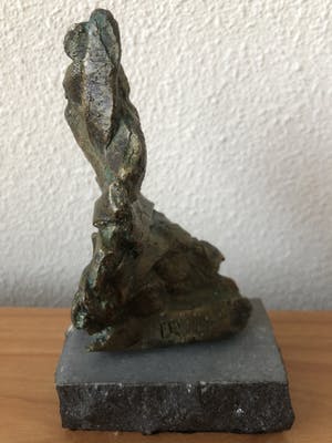 Brons (Onbekend) - Modern gesigneerd beeld - van een vlam. LAATSTE KANS !!!!!!!!!!!!!!!!! kopen? Bied vanaf 25!