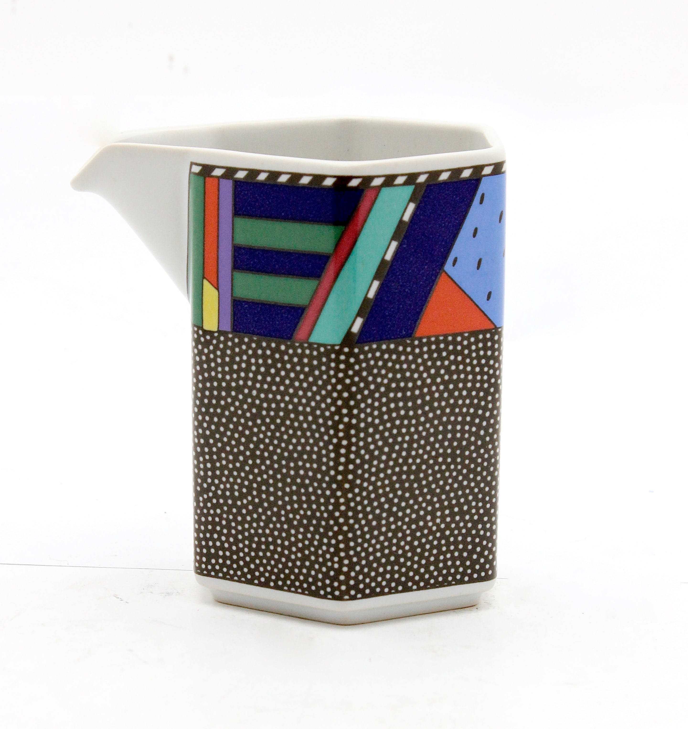 Rosenthal - Barbara Brenner Studioline Memphis 'Scenario Metropol' melkkan verkocht voor € 5!