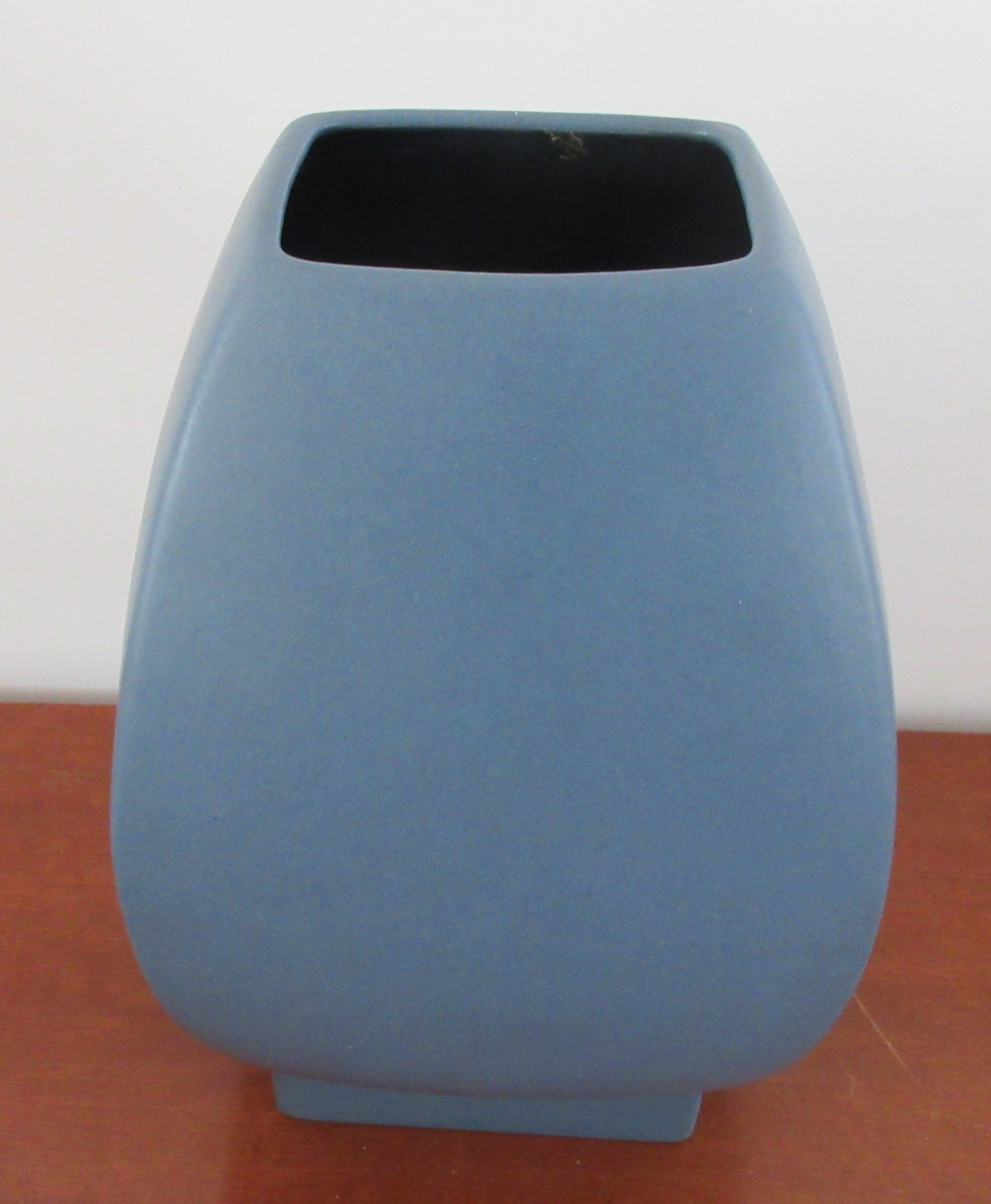 Ilkra - Knoedgen - Grote blauw grijze vierkante keramische vaas kopen? Bied vanaf 18!