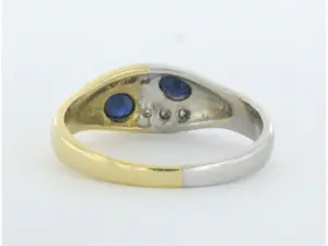 18k bicolour gouden ring met saffier en diamant 0.09 ct kopen? Bied vanaf 400!