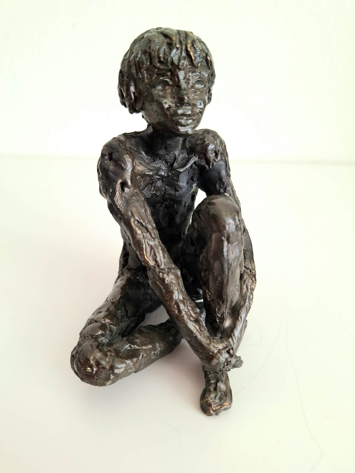 Astrid Veldhuyzen-Koppen - Zittend meisje kopen? Bied vanaf 99!