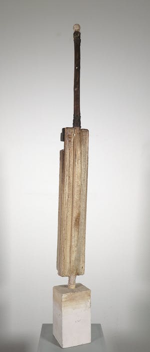 Ron van der Werf - Beeld in gemengde techniek, o.a. hout en kunststof, Zonder titel kopen? Bied vanaf 1!