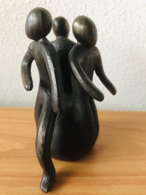 Brons (Onbekend) - Bronzen beeldje Universiteit Utrecht - 3 personen kopen? Bied vanaf 20!