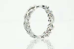 32- Exclusieve Art Nouveau stijl 18 krt witgoud & diamant 0.55ct alliance ring kopen? Bied vanaf 460!