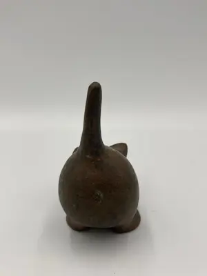 Brons (Onbekend) - Spelend katje kopen? Bied vanaf 50!