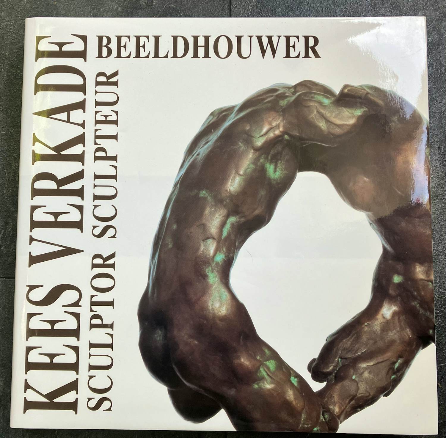 Kees Verkade - Beeldhouwer - Sculptor - Sculpteur (Gesigneerd 755/1000) kopen? Bied vanaf 85!