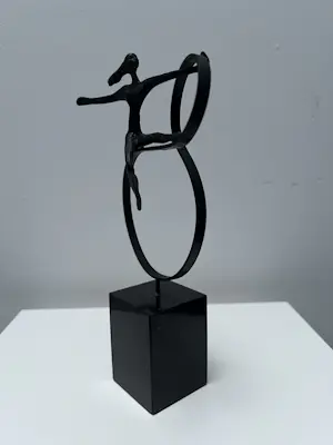 Corry Ammerlaan - Bronzen sculptuur | De danseres kopen? Bied vanaf 20!