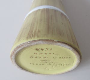 Plateelbakkerij Zuid-Holland - Fifties platelen vaasje met faux bamboe decor Opaal kopen? Bied vanaf 28!