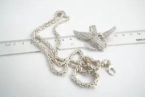 NV (09) - Lange & massief 1e geh. zilveren Konings ketting en adelaar hanger kopen? Bied vanaf 90!