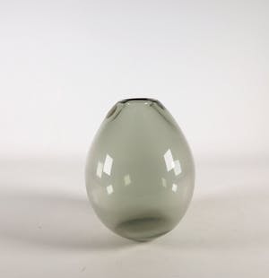 Per Lutken - Glas, Grijze druppelvaas door Holmegaard kopen? Bied vanaf 1!