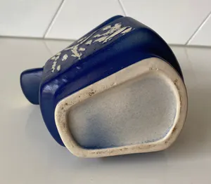 Niet of onleesbaar gesigneerd - Modernistische Israelische kunstaardewerken vaas of kan kopen? Bied vanaf 1!