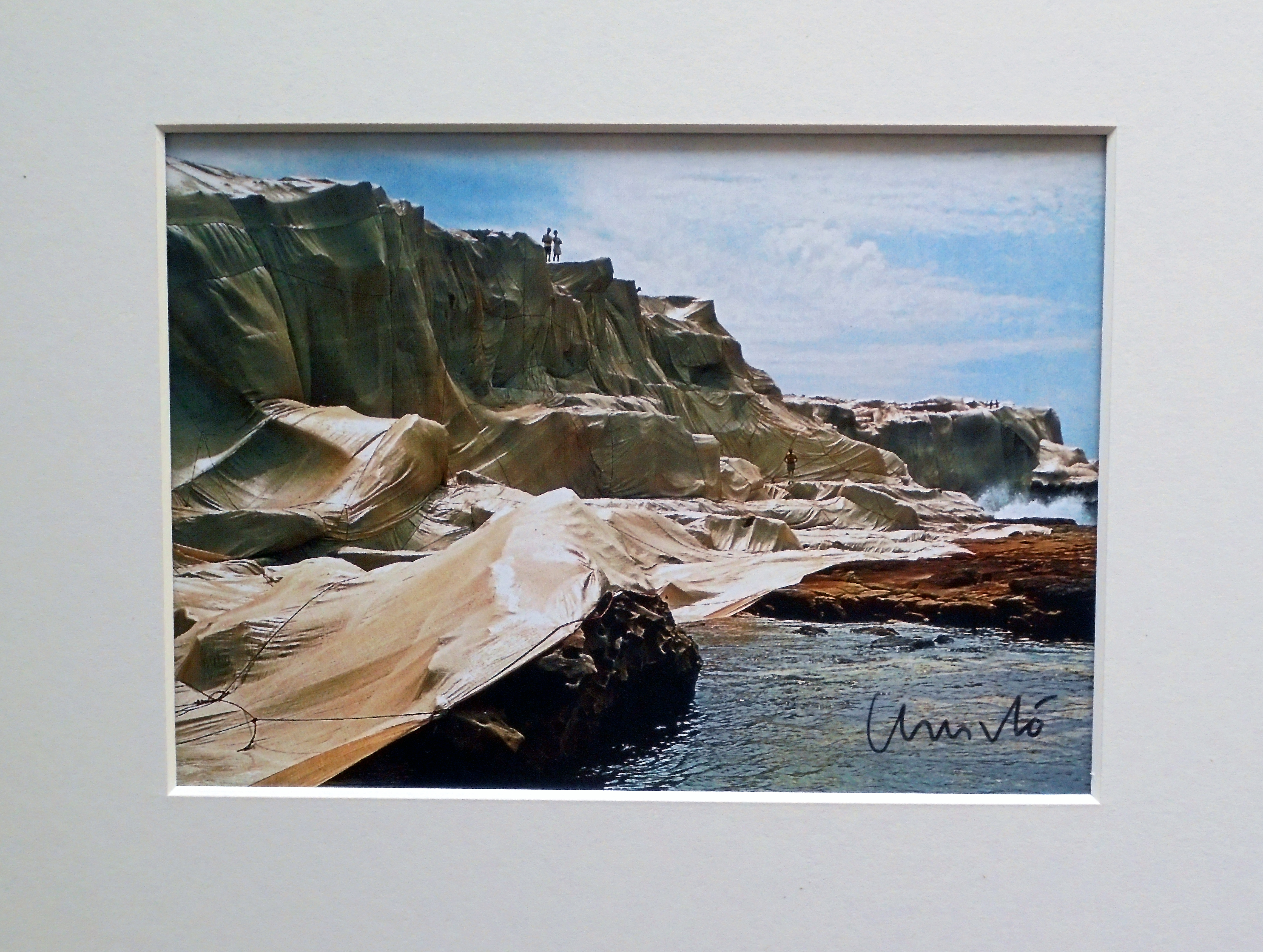 Christo - Project - Wrapped Coast - 1969 - artcard handgesigneerd -ready to frame kopen? Bied vanaf 45!