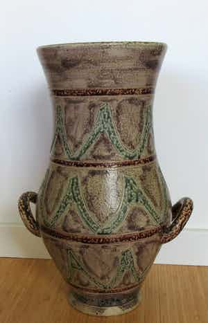 Terraco, voorheen St. Joris - Monumentale Unica Vaas - ontwerp en uitvoering Joep Thissen verkocht voor € 10!