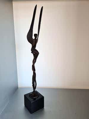 Klaas van den Berg - 1941 - 2018 Brons beeld " Athena " verkocht voor € 120!