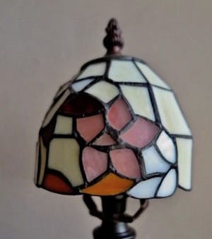 Niet of onleesbaar gesigneerd - Set Glas in lood Lampen in Tiffanystijl kopen? Bied vanaf 1!
