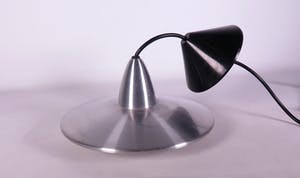 Niet of onleesbaar gesigneerd - Twee 70's lampen kopen? Bied vanaf 1!