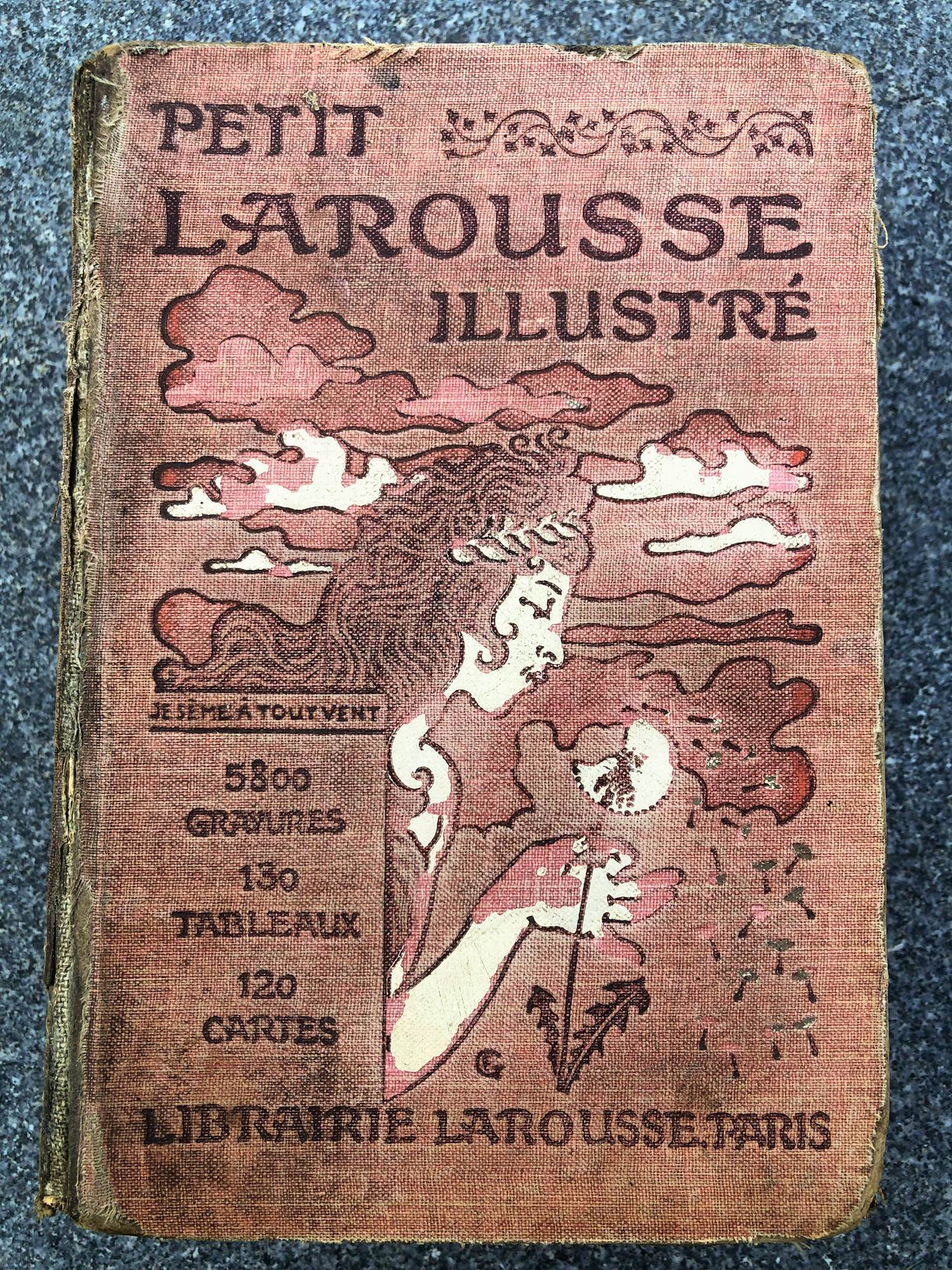 Antiquarisch Boek - Antieke Petit Larousse Illustré kopen? Bied vanaf 75!