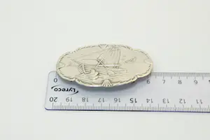 39- Friesland ca. 1930 - 2e geh. zilveren "zeilboten" broche meesterteken JvsV kopen? Bied vanaf 35!