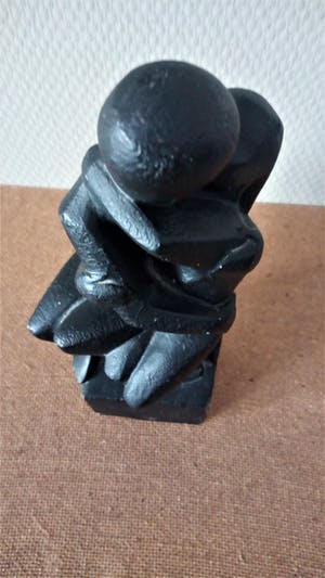 Niet of onleesbaar gesigneerd - ROS Design Parastone Beeldje - Liefdespaar kus - Gesigneerd kopen? Bied vanaf 10!