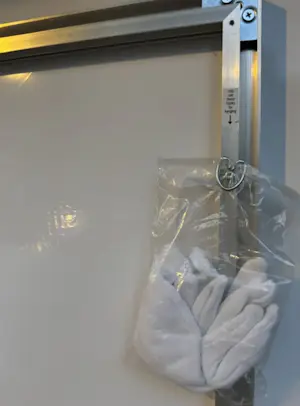 Oscar Munar - Rode jurk kopen? Bied vanaf 299!