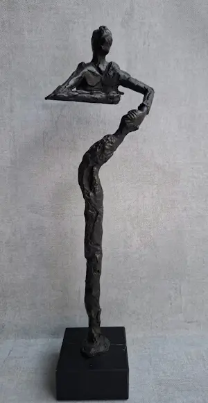 Klaas van den Berg - Sculptuur ondersteunende man kopen? Bied vanaf 119!