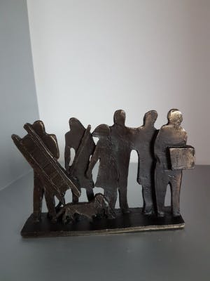 Astrid Veldhuyzen-Koppen - Beeld " Familie " kopen? Bied vanaf 25!