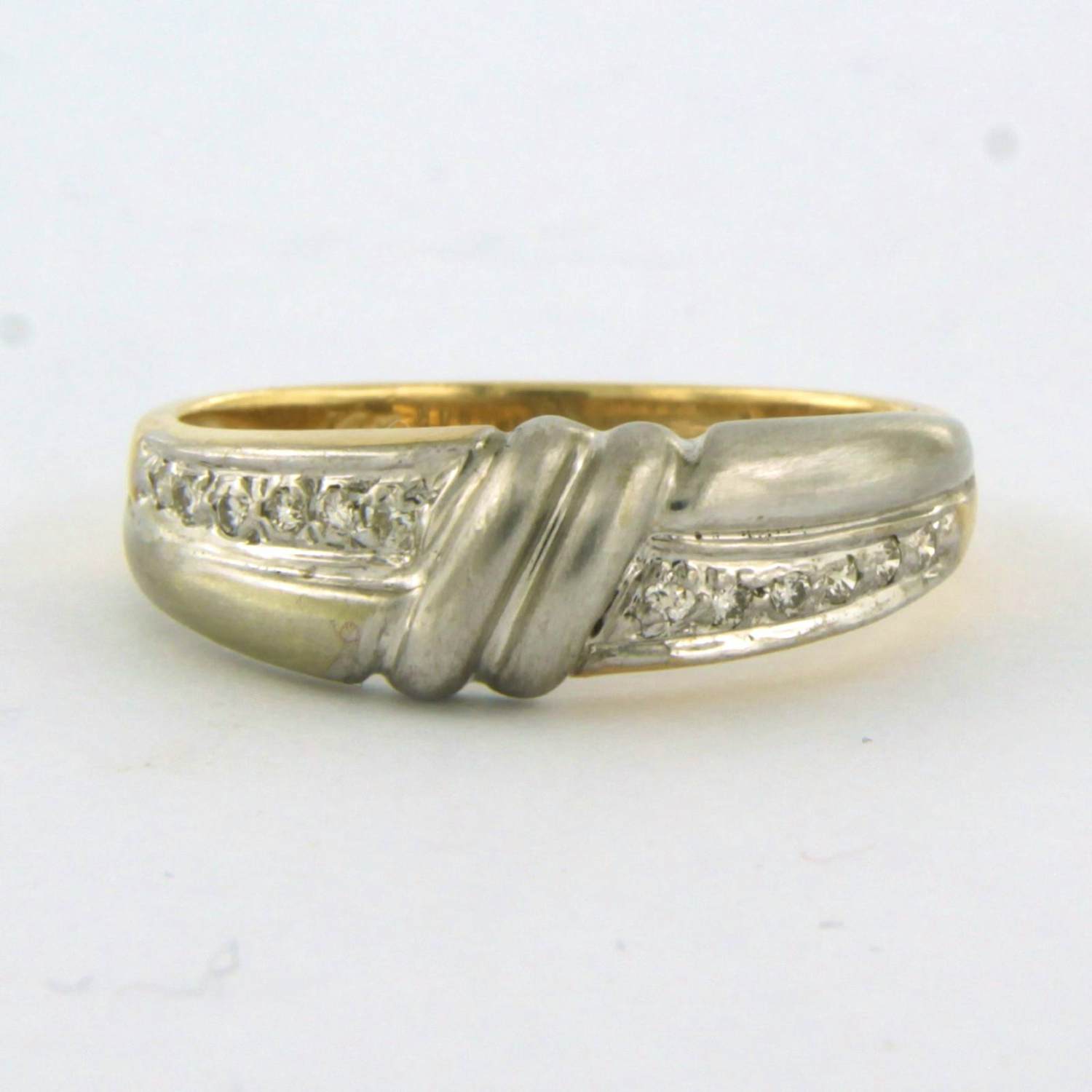 14k bicolour gouden ring bezet met briljant geslepen diamant tot. 0.15ct kopen? Bied vanaf 300!