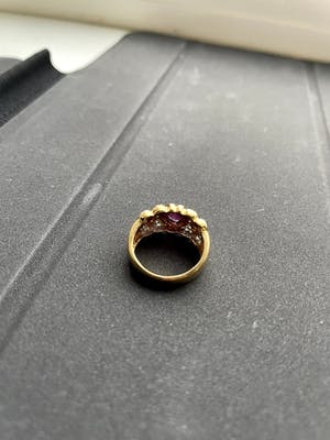 18kt gouden diamanten ring+robijn, maat 47/15,00, 4,24 gr kopen? Bied vanaf 250!
