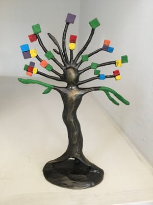 Corry Ammerlaan - Sculptuur “ Groei en bloei ! “ kopen? Bied vanaf 68!