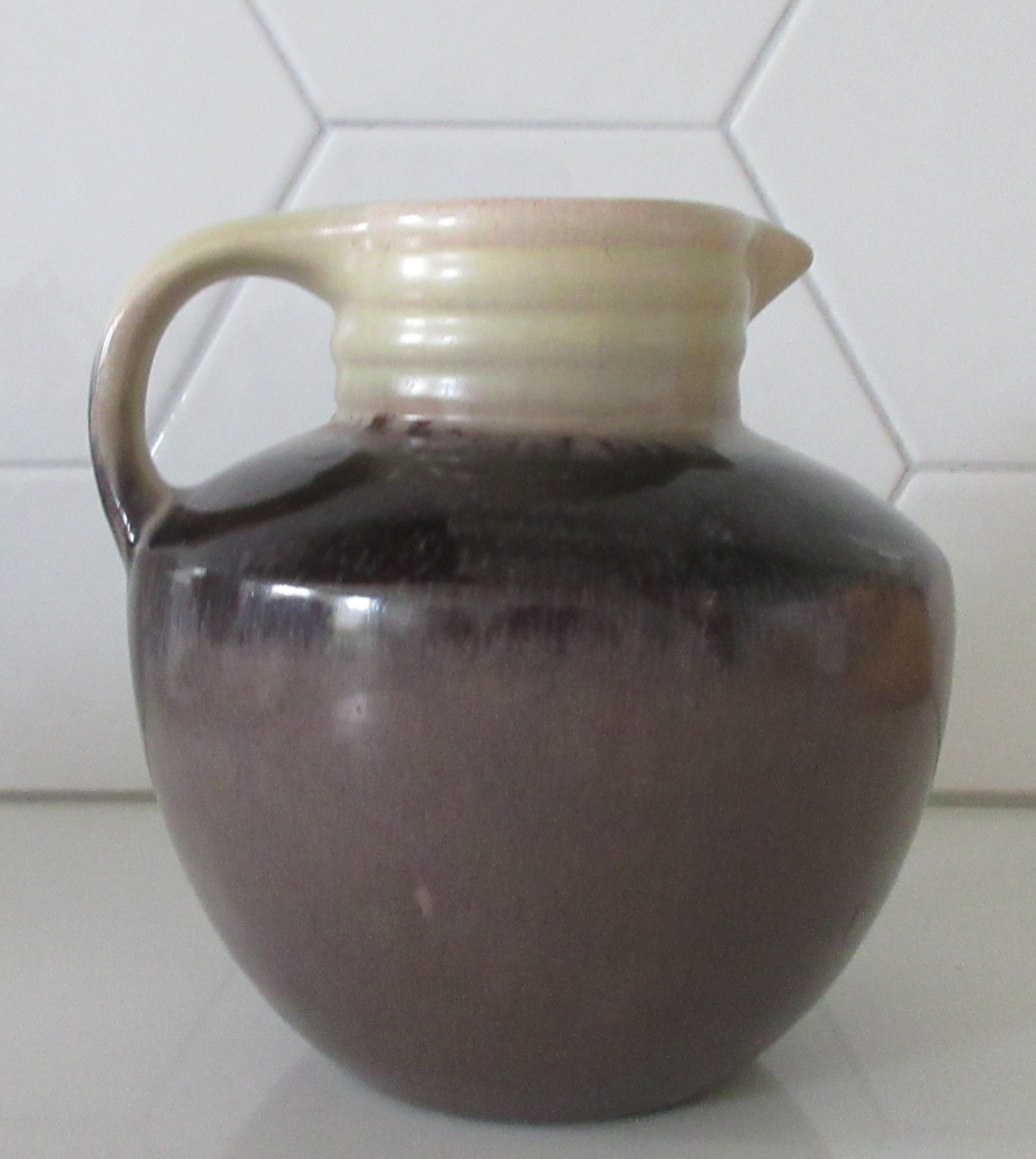 Aardewerkfabriek Katwijk en Klinkenberg Zeist - Art deco kannetje voorzien van stroomglazuur kopen? Bied vanaf 14!