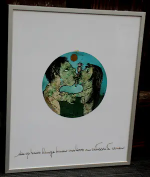 Ans Wortel - Ingelijste gemengde techniek: 'die op haar lange benen ons koos om ertussen...' kopen? Bied vanaf 225!