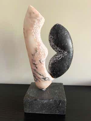 Niet of onleesbaar gesigneerd - Verbondenheid verkocht voor € 1!