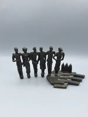 Brons (Onbekend) - Groep mensen kopen? Bied vanaf 40!