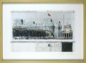 Christo - Handgesigneerd exemplaar Wrapped Reichstag Project for Berlin - Ingelijst verkocht voor € 1!