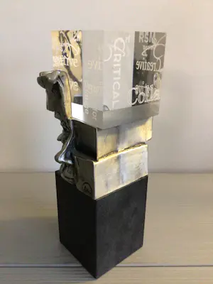 Ad Haring - Sculptuur / Afstudeer plaat Erasmus Universiteit . kopen? Bied vanaf 89!