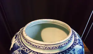 Royal Bonn - 19e eeuwse antieke vaas met decor "Bleu Hortensia" kopen? Bied vanaf 1!