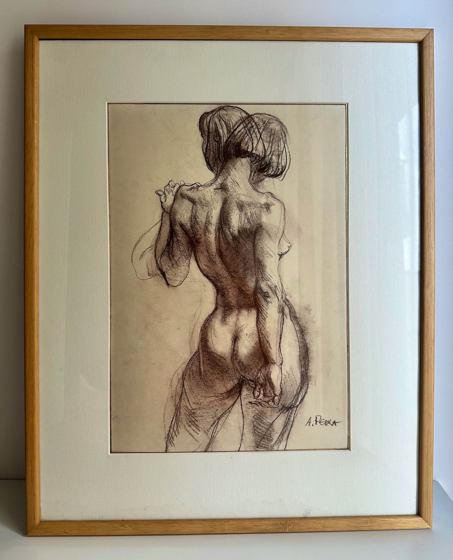 Alexander Repka - Rugaanzicht van een vrouw in beweging kopen? Bied vanaf 100!