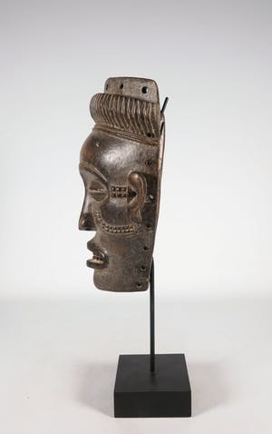 Tjowke - Hout, Gestoken masker kopen? Bied vanaf 1!