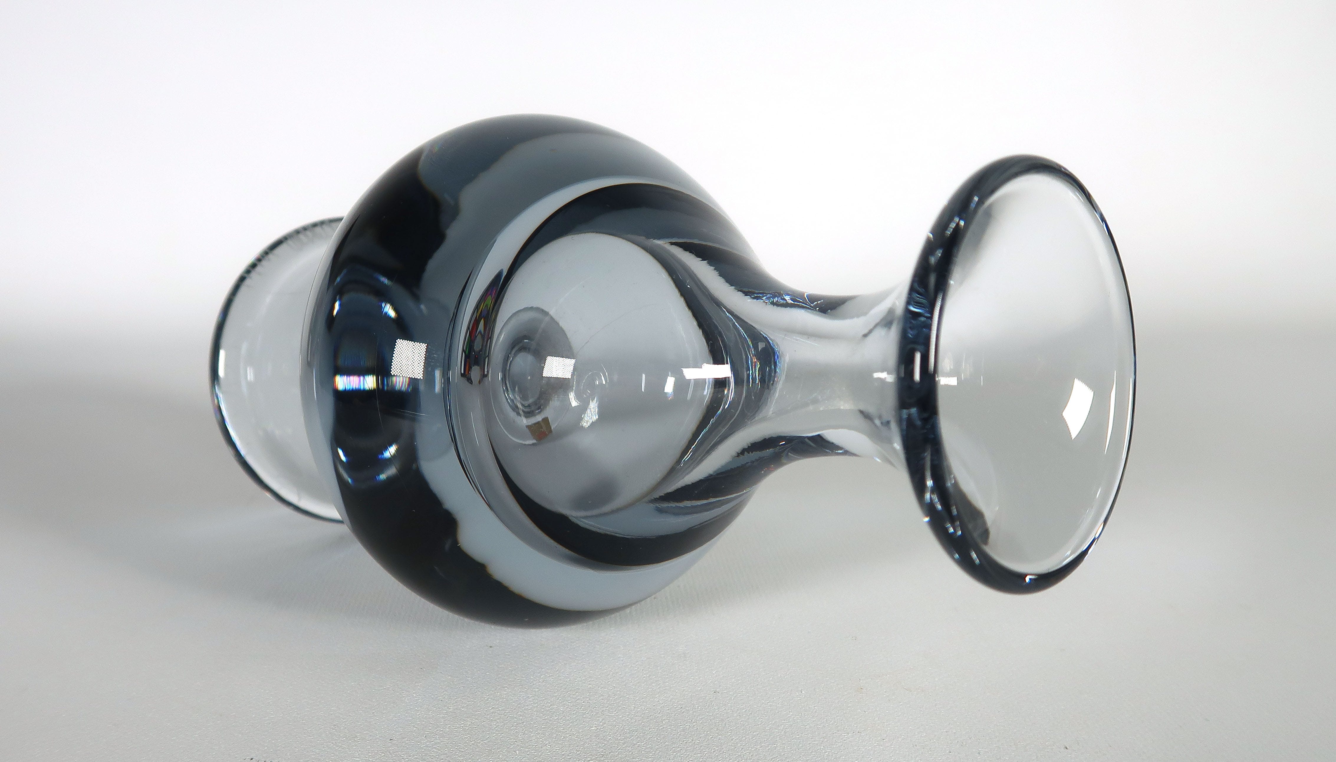 Per Lutken - Kristal, Twee solifleur vaasjes, uitgevoerd door Holmegaard kopen? Bied vanaf 70!