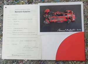 Bernard Aubertin - Voiture Brûlé Formule 1 - 30 x 40 x 12 cm - Catalogus en Certificaat kopen? Bied vanaf 550!