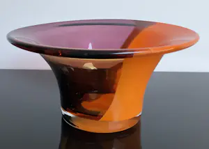 Bernard Heesen - GLAZEN SCHAAL IN DRIE KLEUREN kopen? Bied vanaf 80!