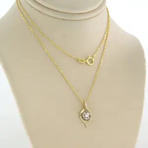 Acheter14k gouden collier en hanger met briljant geslepen diamant tot. 0.11ct? Enchérissez de 210!