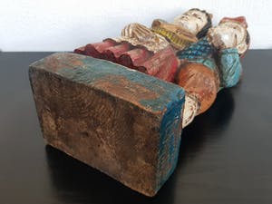 Niet of onleesbaar gesigneerd - Gekleurd houten beeld - Volkskunst kopen? Bied vanaf 1!