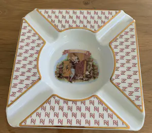 Bidasoa Porcelanas - Romeo y Julieta proceleinen sigaren asbak (nieuw) kopen? Bied vanaf 75!