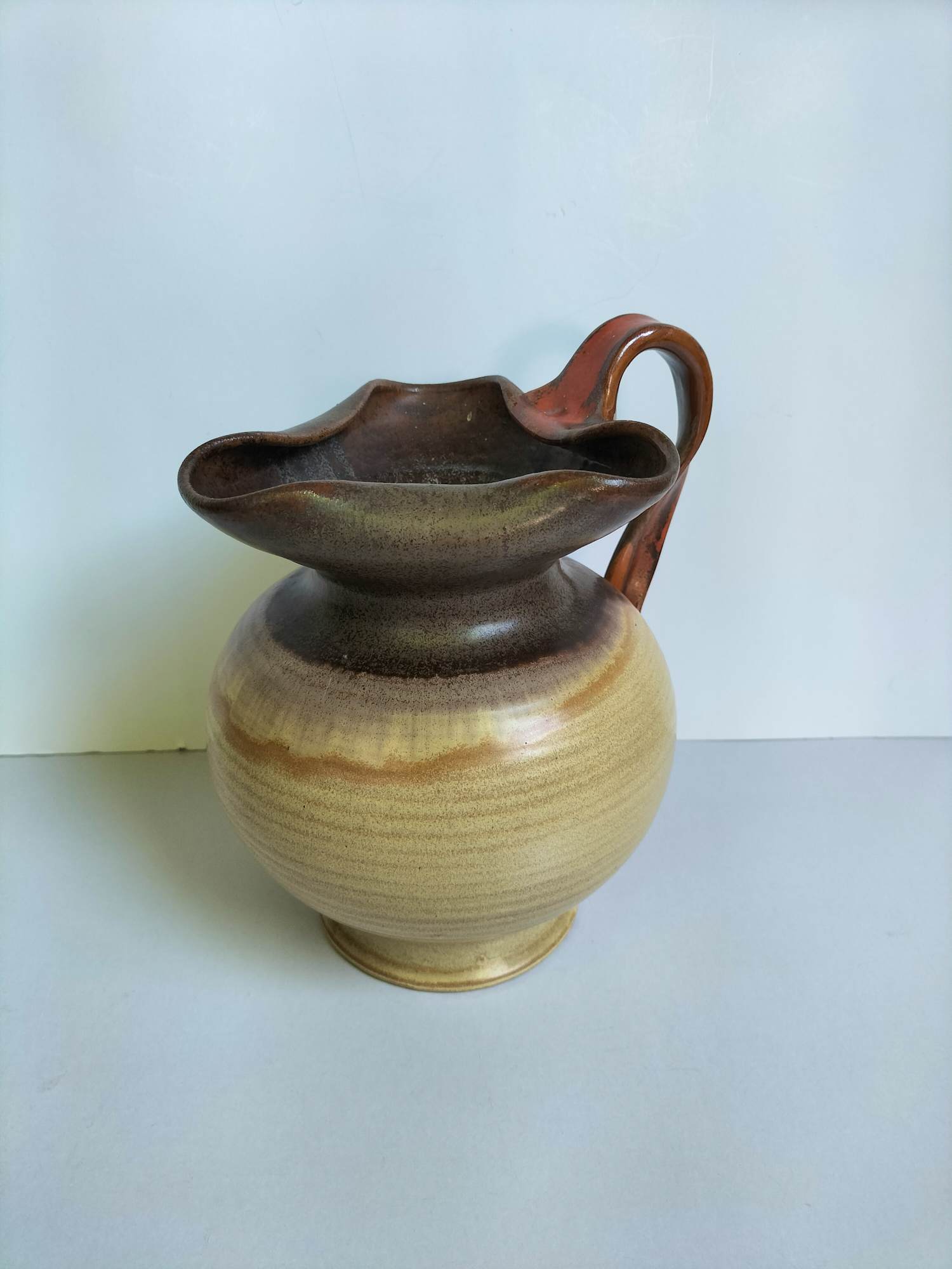 Mobach Keramiek - Schenkkan/pitcher verkocht voor € 15!