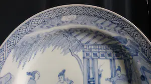 Niet of onleesbaar gesigneerd - 19e eeuws Japans (Edo-periode) bord in Chinese stijl kopen? Bied vanaf 1!