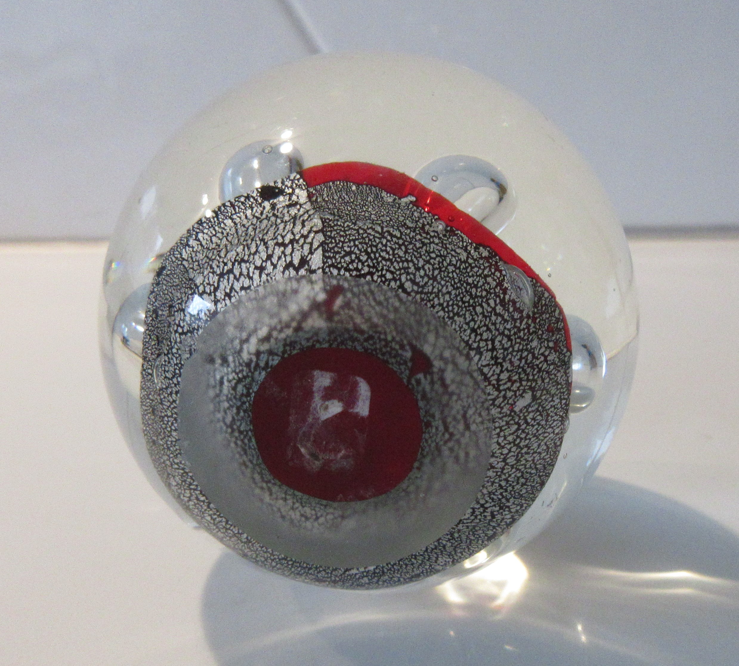 Niet of onleesbaar gesigneerd - Kunstglazen presse papier kopen? Bied vanaf 1!