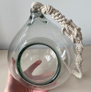 Niet of onleesbaar gesigneerd - Vintage dubbelwandige glazen plantenhanger kopen? Bied vanaf 1!