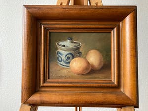 Fred Smoolenaers - Stilleven met twee eieren en klein Keuls potje kopen? Bied vanaf 300!